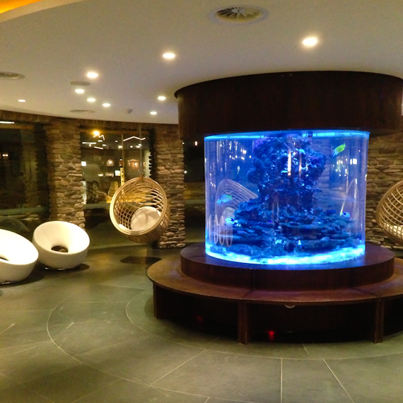 Aquarium im Leading Family Hotel & Resort ALPENROSE