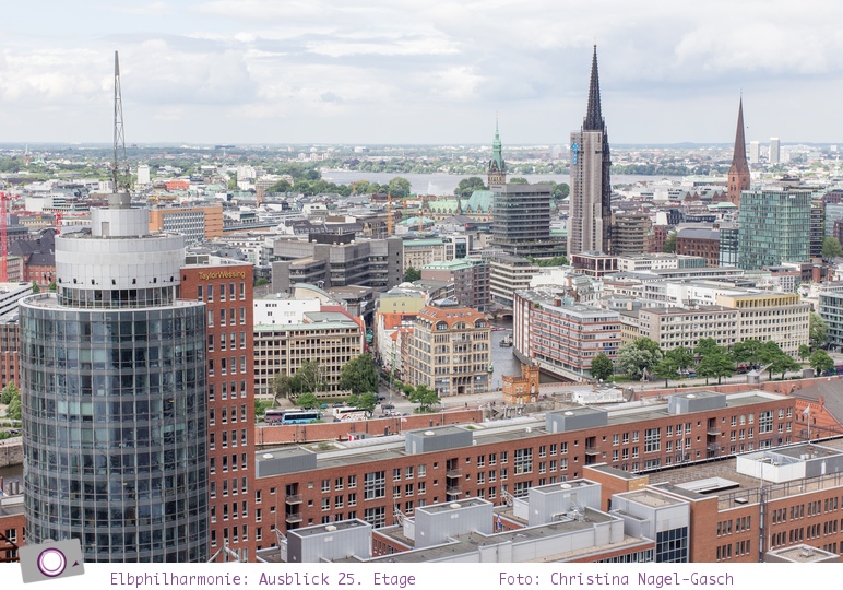 Elbphilharmonie Baustellenführung: Ausblick auf Hamburg aus der Luxuswohnung im 25. Stock
