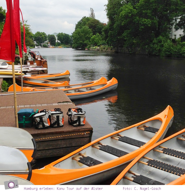 Hamburg erleben: eine Kanu Tour auf der Alster 