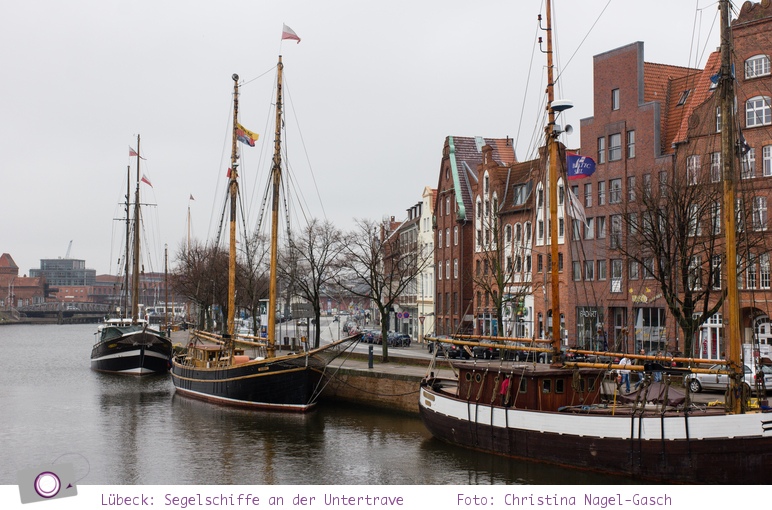 Lübeck: Segelschiffe an der Untertrave