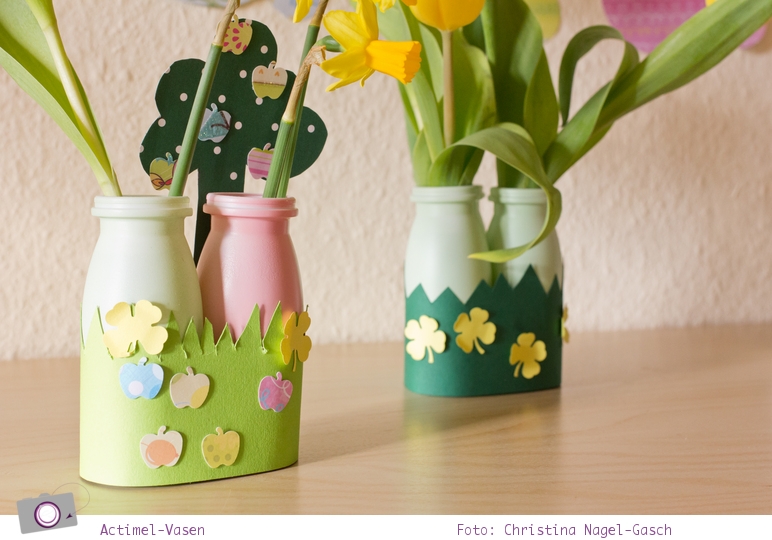 Basteln mit Kindern: Actimel Vase für Frühlingsblumen