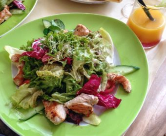 Lindner Hotel & Sporting Club am Wiesensee: leichter Salat nach der Wellness Behandlung
