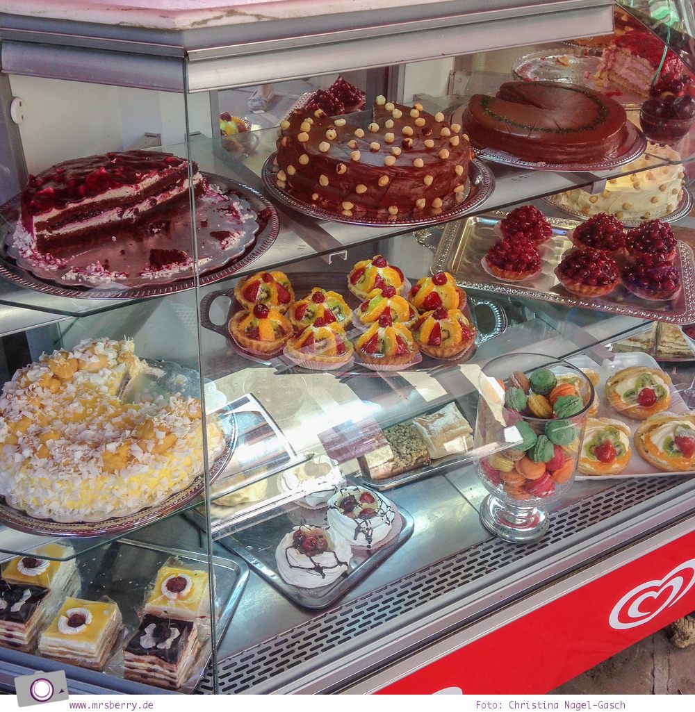 Essen & Trinken in Bulgarien - leckere Kuchen und Desserts