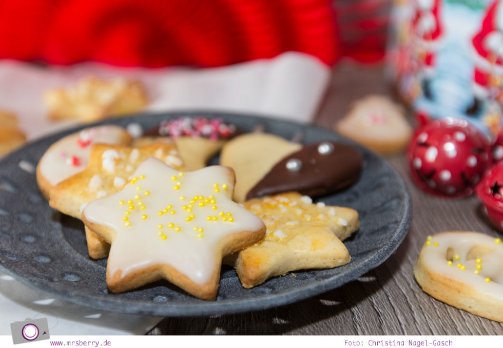 Kekse backen: Mürbeteig-Plätzchen mit Zitronen und Weihnachts-Aroma