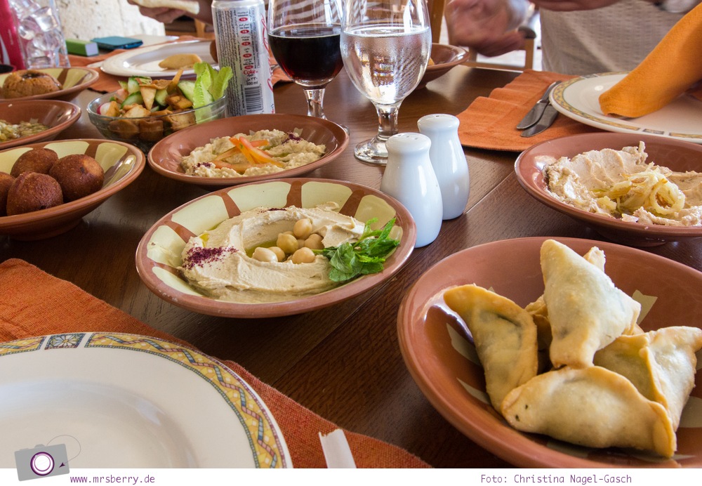 Rundreise Jordanien - ein Reisebericht: Dead Sea Panorama Complex - köstlich arabisch Speisen mit Aussicht auf das Tote Meer