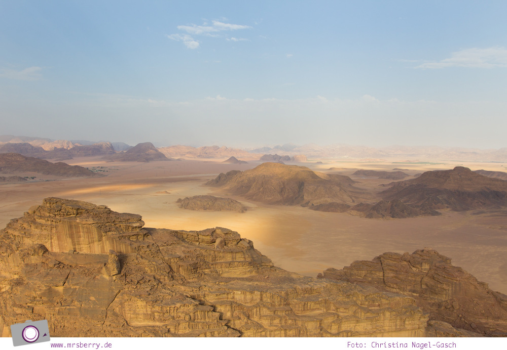Höhenflug in Jordanien - Ballonfahrt mit dem Heißluftballon über die Wüste Wadi Rum