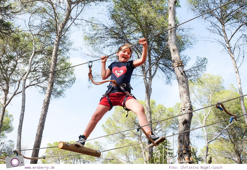 Ibiza mit Kindern - Reisebericht mit Tipps für die Region Santa Eularia: Kletterwald Acrobosc