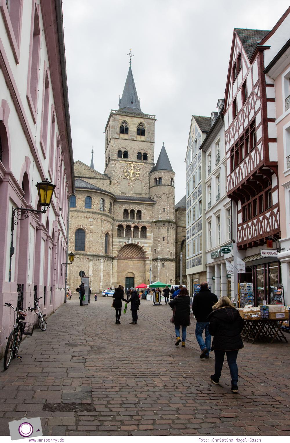 MrsBerry.de in Trier: 10 Sehenswürdigkeiten & Tipps für Deutschlands älteste Stadt - Trierer Dom oder die Hohe Domkirche St. Peter zu Trier