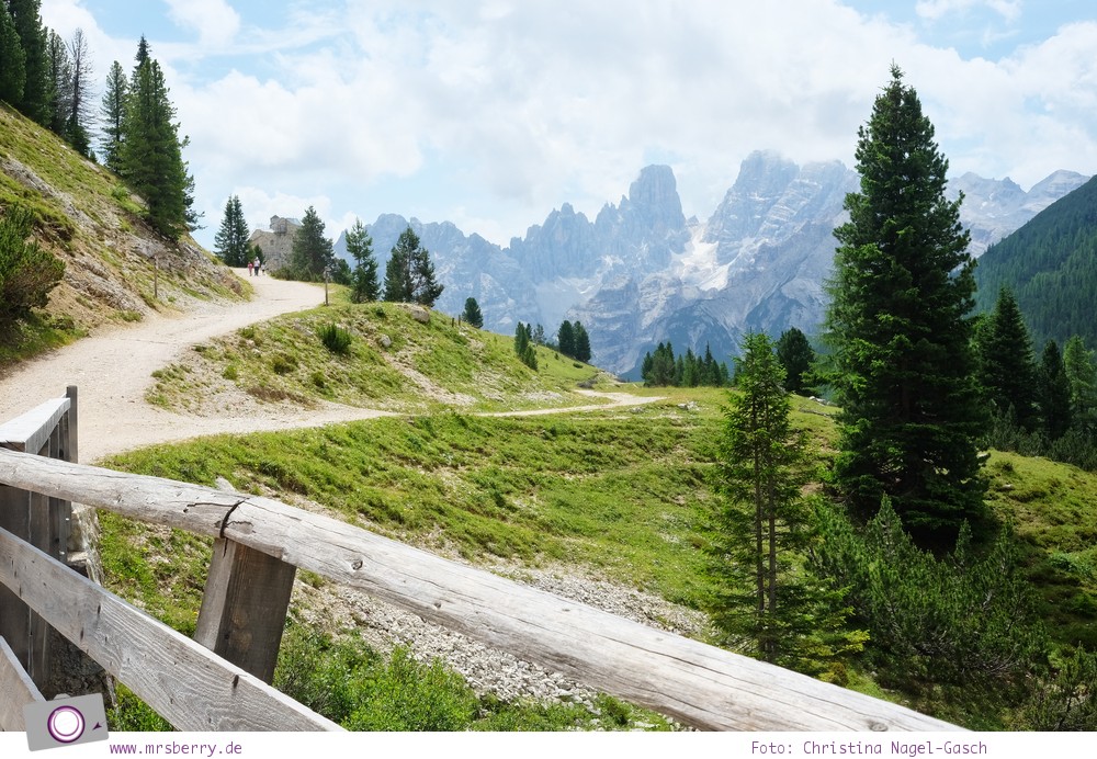 Familienurlaub in Südtirol in der Dolomitenregion Drei Zinnen: Familien-Wanderung Plätzwiese - Dürrsteinhütte