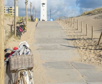 Tipps für ein Wochenende im Frühling in Holland mit Kind und Hund - vom Meer in Noordwijk und Tulpen im Keukenhof: Just Relax - ein Tag am Strand