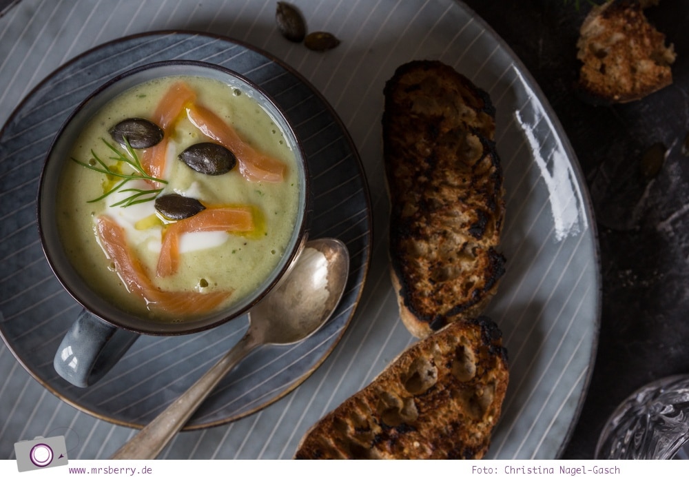 Sommer Rezepte mit Avocado: kalte Gurken-Avocado-Suppe mit Lachs und gebackene Avocado mit Lachs und Ei