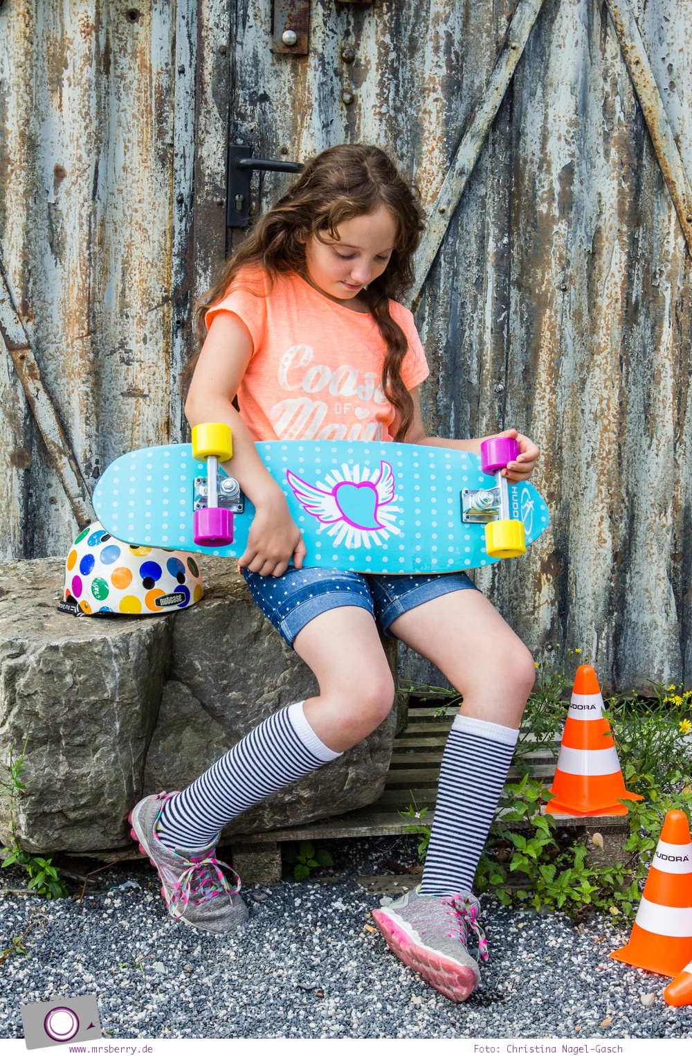 Outdoor Spaß mit Hudora - das wendige Skateboard Cruiser Skate Wonders für Mädchen im MrsBerry Test