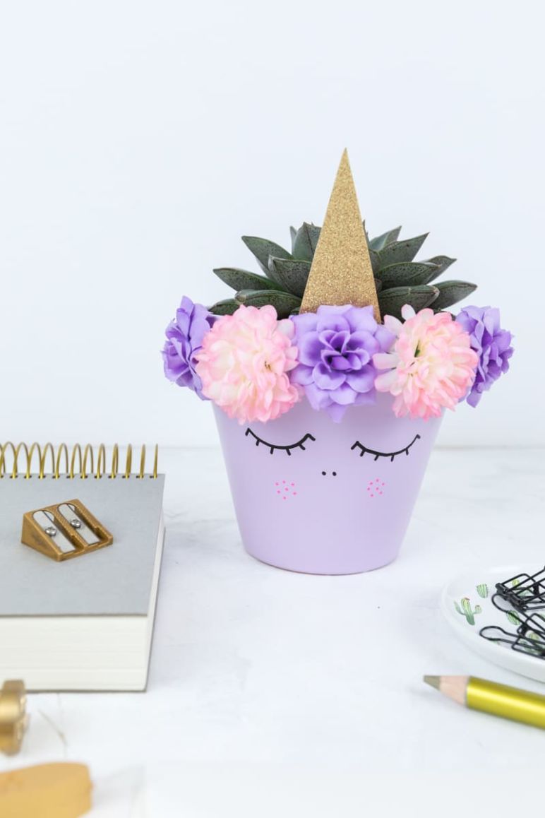 Einhorn Blumentopf selber machen DIY | Eine tolle Idee zum Basteln mit Kindern und als Dekoration im Kinderzimmer