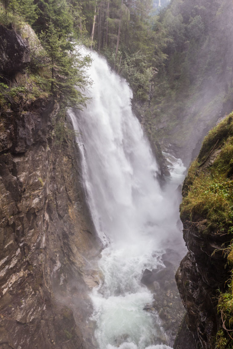Familienwanderungen im Ahrntal in Südtirol - Rheinbach Wasserfälle und Fly-Line | MrsBerry Familienreiseblog