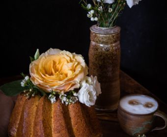 Möhrenkuchen mit Frischkäse Füllung Gugelhupf Rezept