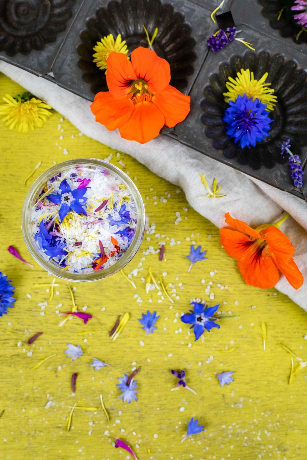 Blütensalz Rezept - Gewürzsalz (rosmarinsalz Und Blütensalz)