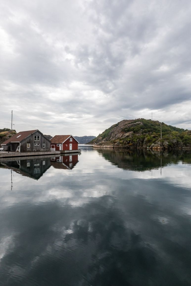 Südnorwegen: Tipps für den Familienurlaub an der Südküste Norwegens - atemberaubende Natur, tolle Wanderungen, einsame Inseln und viel Zeit als Familie. | Ausflug auf die Insel Hidra.