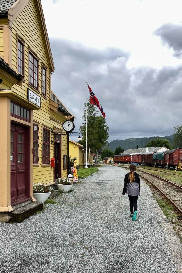 Urlaub in Norwegen - Familienurlaub im idyllischen Ferienhaus am Sørfjord: Ferienhaus in Garnes bei Bergen - Gamle Vossebane in Garnes