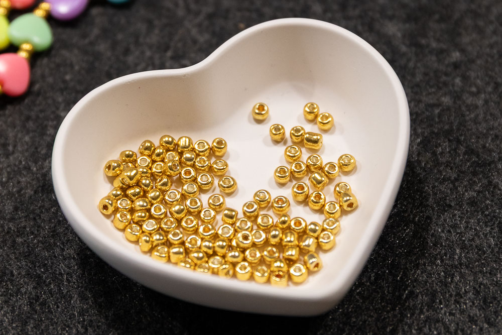 Herzschale mit Perlen für Schmuckdesign Workshop Jugendliche Köln